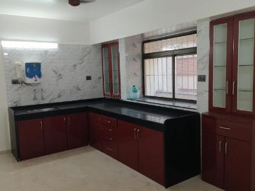 4 BHK Apartment in Viman Nagar for rent Pune. The reference number is 17182492