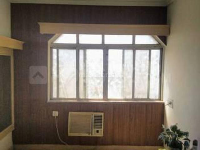 4 BHK Apartment in Viman Nagar for rent Pune. The reference number is 19804033