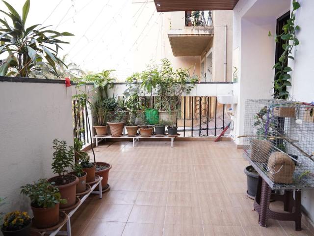 4 BHK Apartment in Viman Nagar for rent Pune. The reference number is 21109811