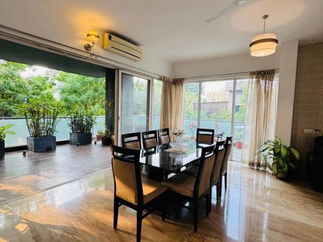 4 BHK Apartment in Viman Nagar for resale Pune. The reference number is 20862536