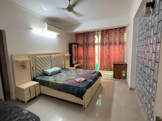 4 BHK Apartment in Zeta I for rent Greater Noida. The reference number is 20675825