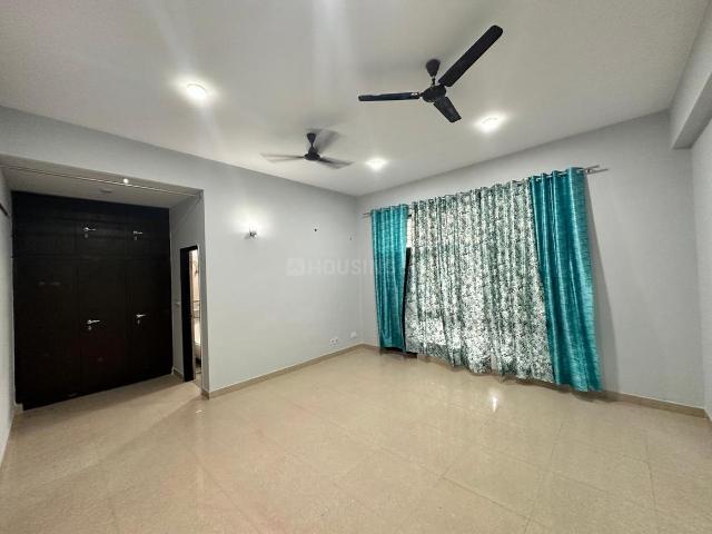 4 BHK Apartment in Zeta I for resale Greater Noida. The reference number is 20358807