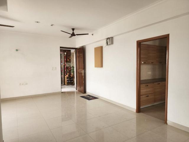 4 BHK Apartment in Zeta I for resale Greater Noida. The reference number is 21084065