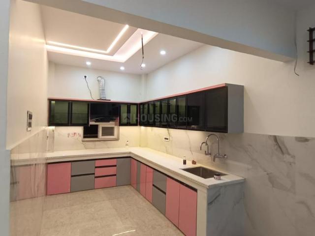 4 BHK Duplex in Chitaipur for rent Varanasi. The reference number is 21242107