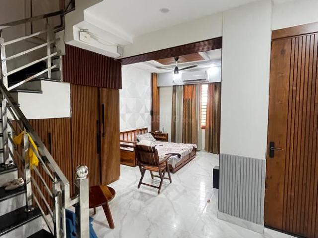 4 BHK Duplex in Crossings Republik for resale Ghaziabad. The reference number is 21167830