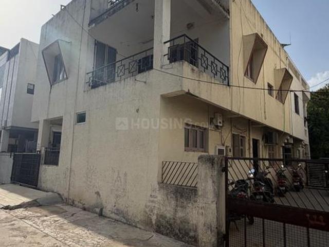 4 BHK Duplex in Akota for resale Vadodara. The reference number is 20772076