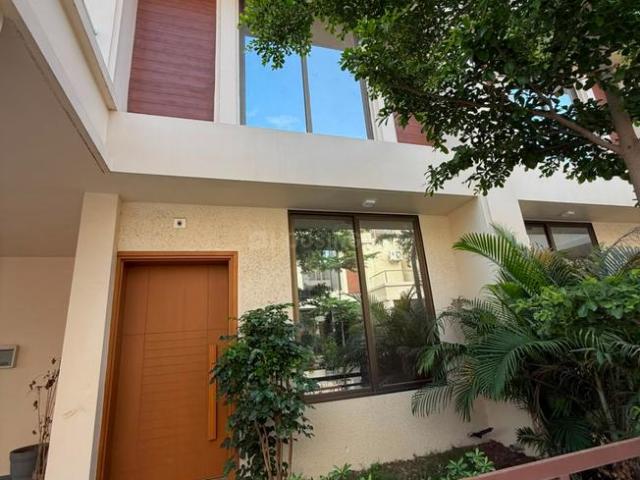 4 BHK Duplex in Bhayli for resale Vadodara. The reference number is 21010732