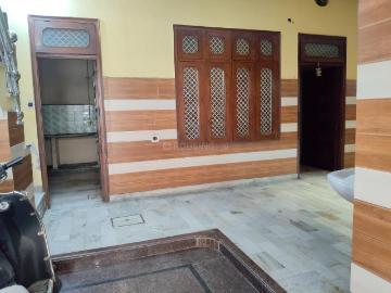 4 BHK Duplex in Brajesh Nagar for rent Saharanpur. The reference number is 18496872