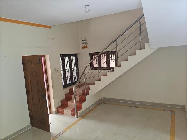 4 BHK Duplex in Gerugambakkam for rent Chennai. The reference number is 20986154