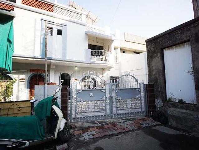 4 BHK Duplex in Ghodasar for resale Ahmedabad. The reference number is 21334038