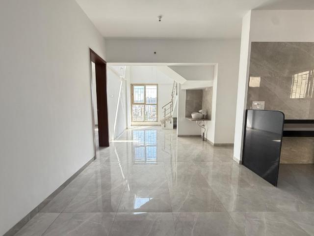 4 BHK Duplex in Dattavadi for resale Pune. The reference number is 21056167