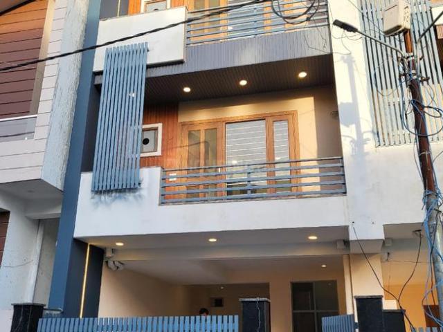 4 BHK Duplex in Danda Dhoran for resale Dehradun. The reference number is 20574122