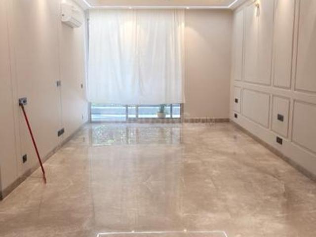 4 BHK Duplex in Defence Colony for resale New Delhi. The reference number is 20848381