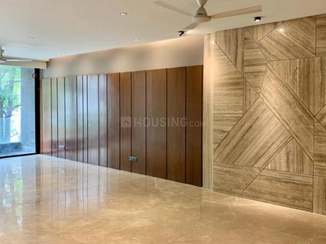 4 BHK Duplex in DLF Phase 4 for rent Gurgaon. The reference number is 18037682