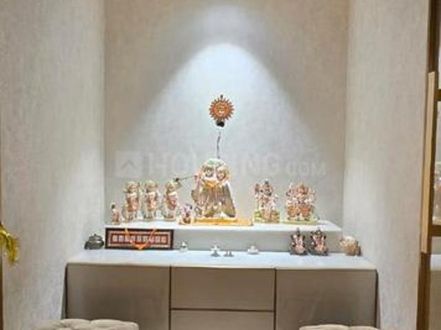 4 BHK Duplex in DLF Phase 4 for rent Gurgaon. The reference number is 19806154