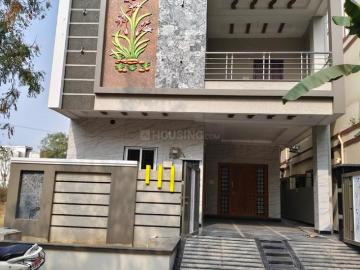 4 BHK Duplex in Kowkoor for resale Secunderabad. The reference number is 19725570