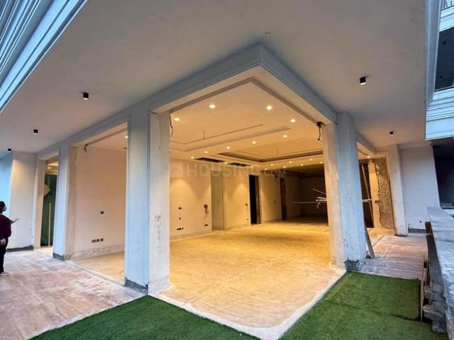 4 BHK Duplex in Kailash Colony for resale New Delhi. The reference number is 19799951