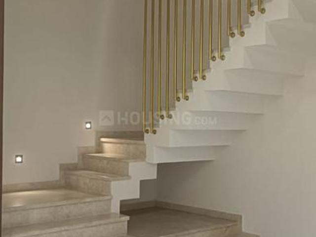 4 BHK Duplex in Kailash Colony for resale New Delhi. The reference number is 20555948