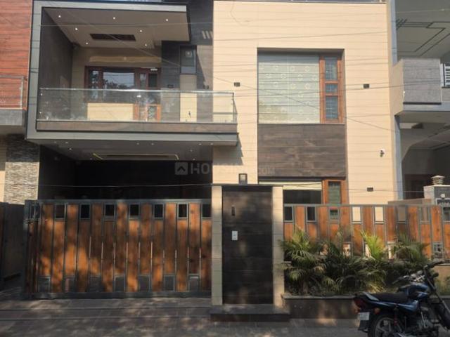 4 BHK Duplex in Kharar for resale Mohali. The reference number is 18865141
