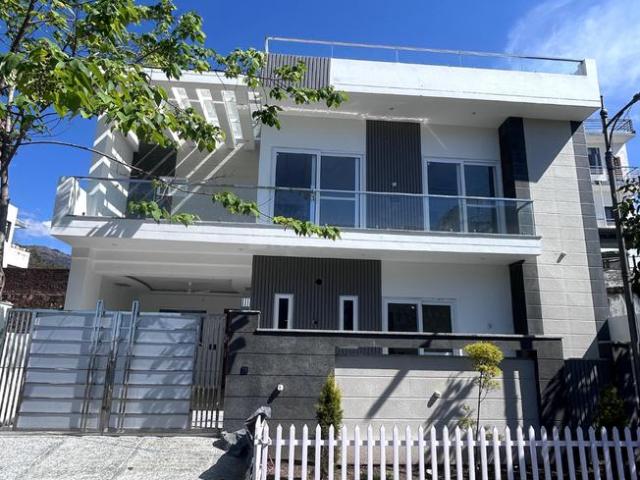 4 BHK Duplex in Kulhan for resale Dehradun. The reference number is 19854993