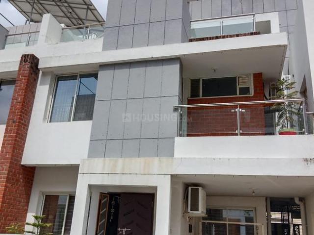 4 BHK Duplex in Harni for resale Vadodara. The reference number is 20743406