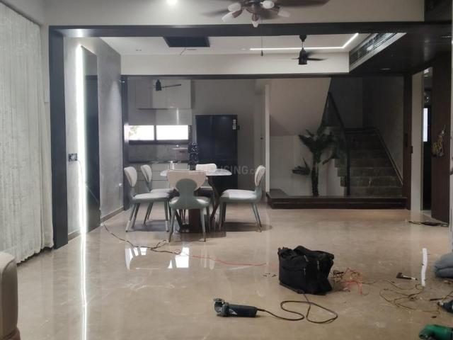 4 BHK Duplex in Jagatpur for resale Ahmedabad. The reference number is 20589745