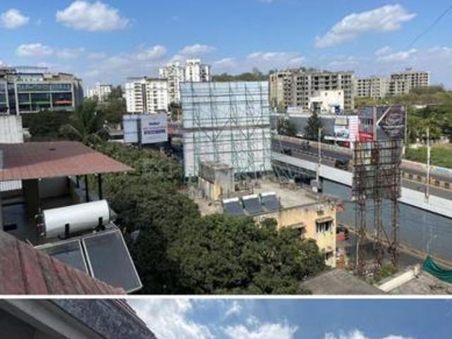 4 BHK Duplex in Lulla Nagar for resale Pune. The reference number is 21290263
