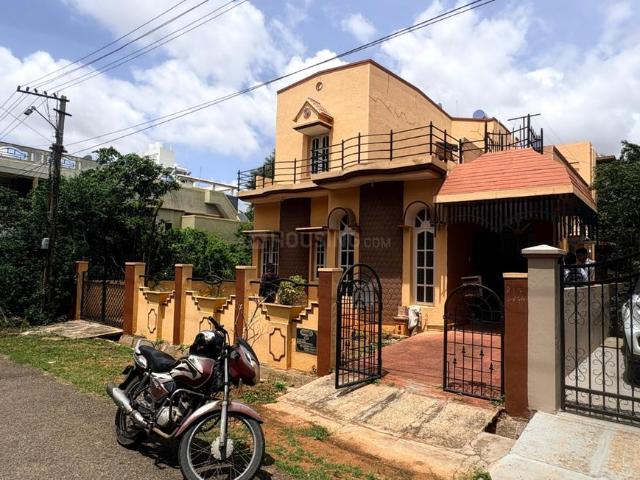4 BHK Duplex in Niveditha Nagar for resale Mysore. The reference number is 21010817