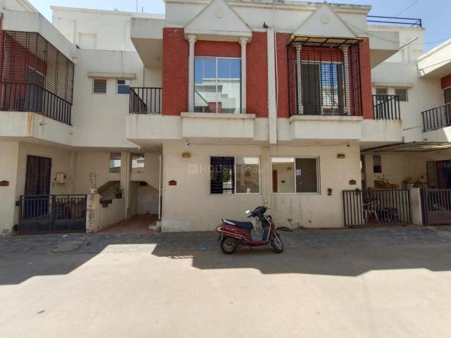 4 BHK Duplex in Sayajipura for rent Vadodara. The reference number is 21181136