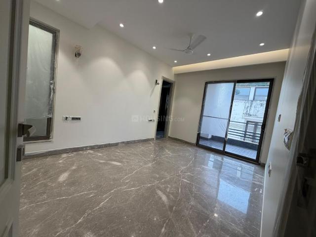 4 BHK Duplex in Safdarjung Enclave for resale New Delhi. The reference number is 21355537