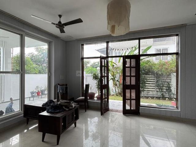 4 BHK Duplex in Sahastradhara Road for rent Dehradun. The reference number is 21302844