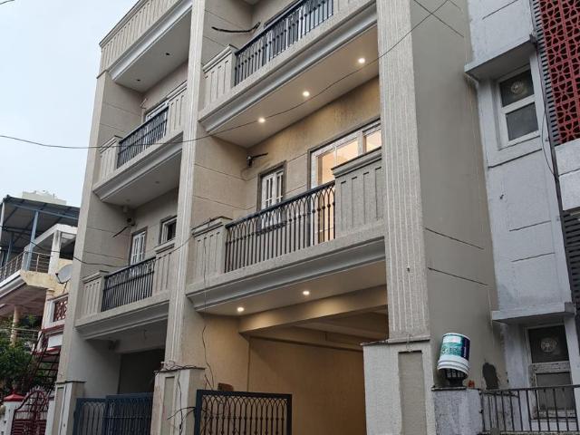 4 BHK Duplex in Sahastradhara Road for resale Dehradun. The reference number is 20914047