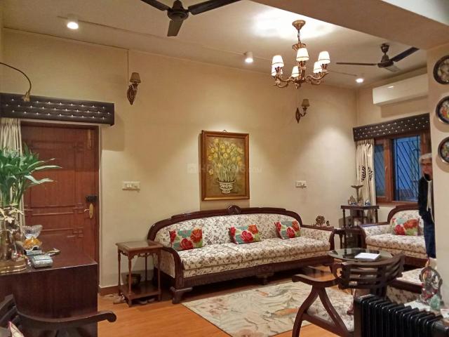 4 BHK Duplex in Saket for resale New Delhi. The reference number is 19627432