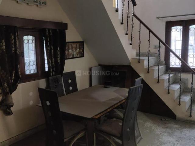 4 BHK Duplex in Sarita Vihar for resale New Delhi. The reference number is 20244789