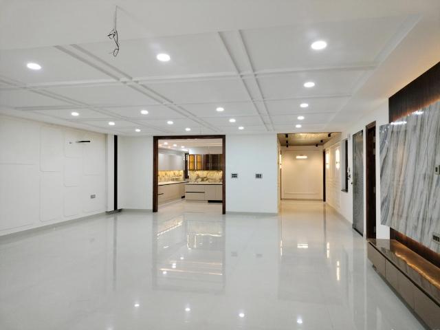 4 BHK Independent Builder Floor in Sector 85 for resale Faridabad. The reference number is 20720523