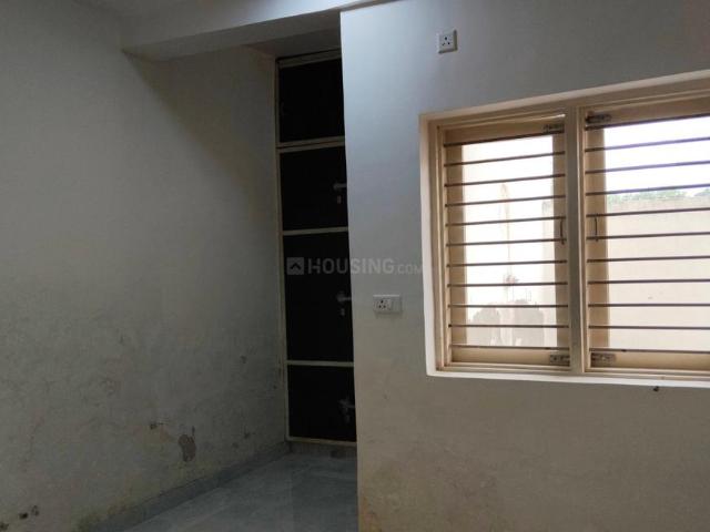 4 BHK Duplex in Shastripuram for rent Agra. The reference number is 21062798