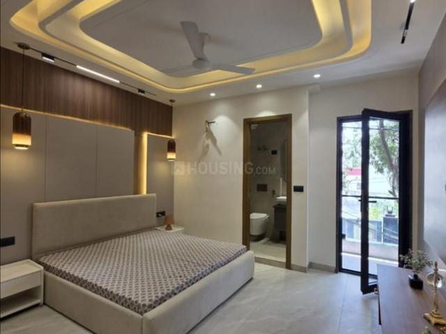 4 BHK Duplex in Paschim Vihar for rent New Delhi. The reference number is 21233043