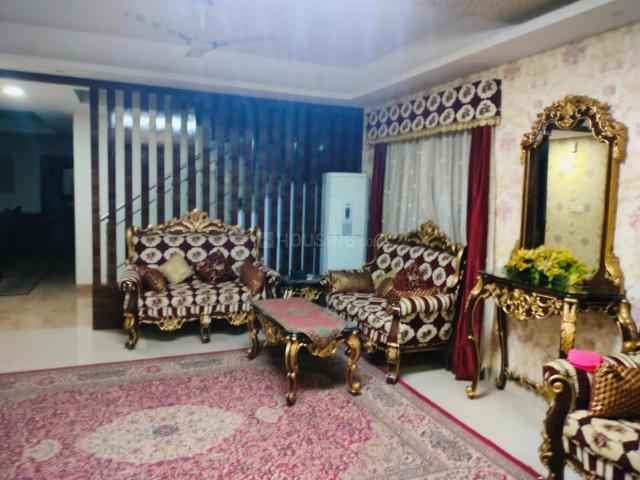 4 BHK Duplex in Richmond Town for rent Bengaluru. The reference number is 20952095