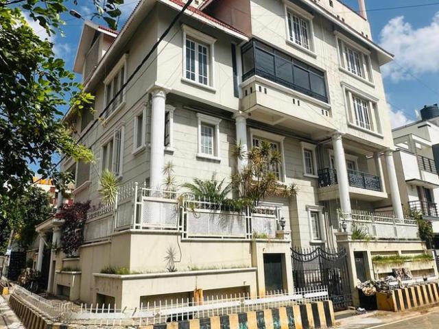 4 BHK Duplex in RT Nagar for resale Bengaluru. The reference number is 21143098