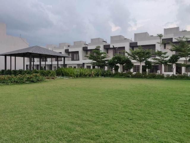 4 BHK Duplex in Talawali Chanda for resale Indore. The reference number is 19901250