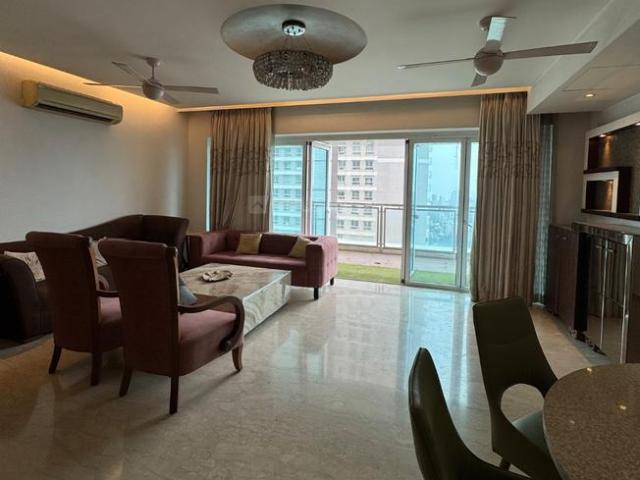 4 BHK Duplex in Tardeo for rent Mumbai. The reference number is 18933821