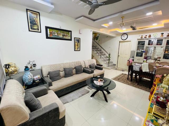4 BHK Duplex in Trimalgherry for resale Secunderabad. The reference number is 20908599