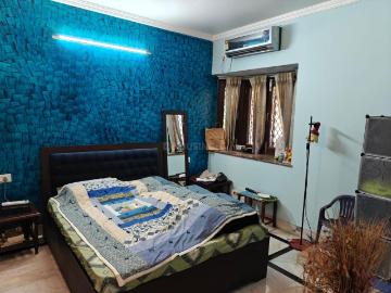 4 BHK Duplex in Vasant Kunj for resale New Delhi. The reference number is 20464450