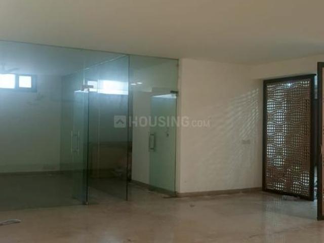 4 BHK Duplex in Vasant Vihar for rent New Delhi. The reference number is 21191040