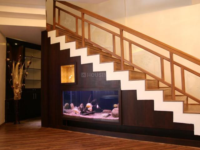 4 BHK Duplex in Vyttila for rent Kochi. The reference number is 20024265