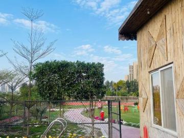 Noida, Gautam Buddha Nagar District, Delhi