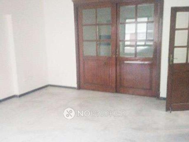 4 BHK Flat for Rent In Mayur Vihar