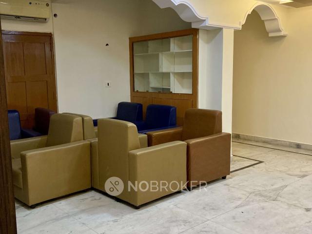 4 BHK Flat for Rent In Banjara Hills