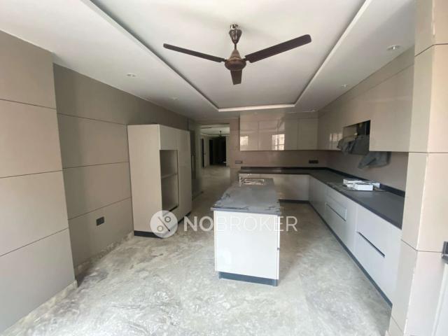 4 BHK Flat for Rent In Punjabi Bagh