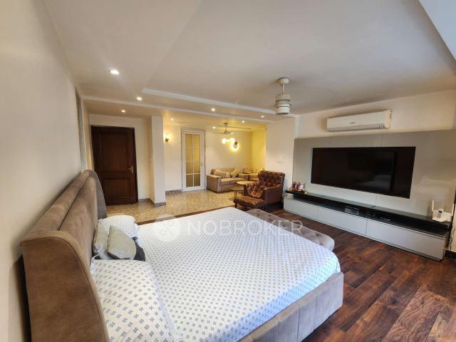 4+ BHK Flat for Rent In Punjabi Bagh